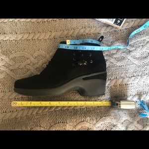 Jambu, size 9, suede black, water resistant booties with lace and cloth details